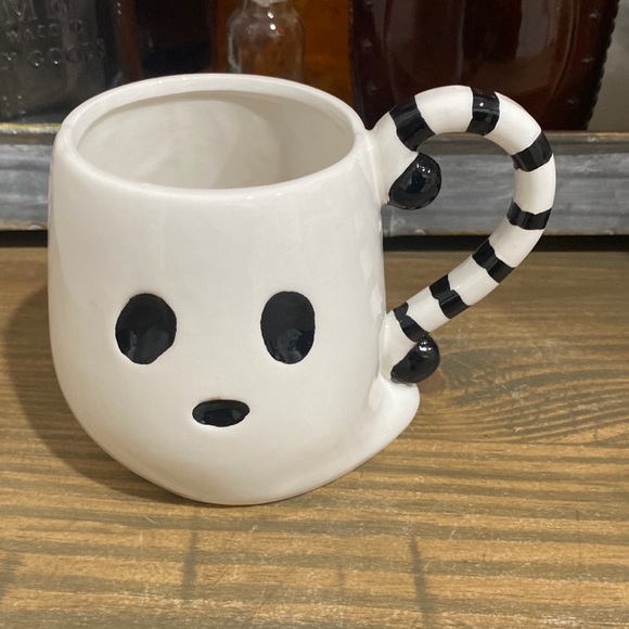 Boston Warehouse Halloween Ghost Mug - Picture 1 of 10